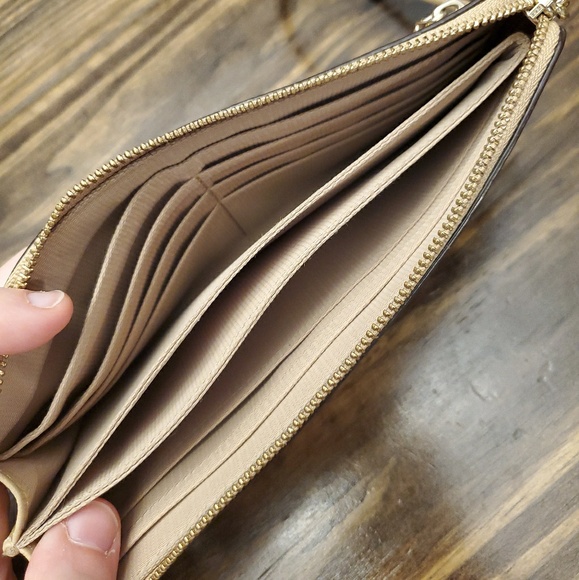 Coach wallet - Picture 4 of 4